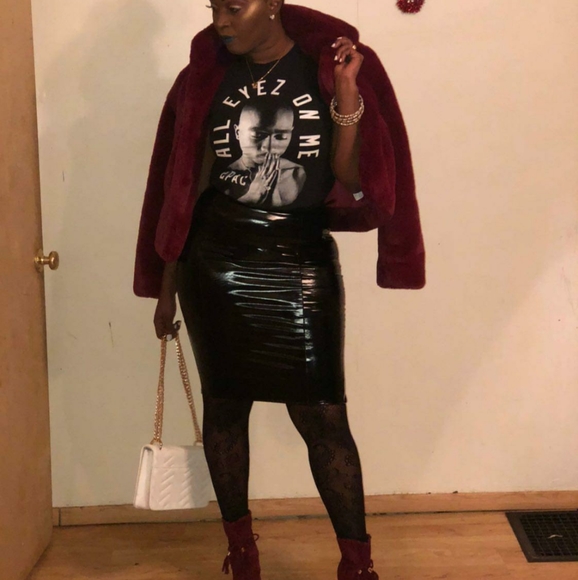 High Waist Black Liquid Latex Fitted Midi Skirt - Picture 4 of 8